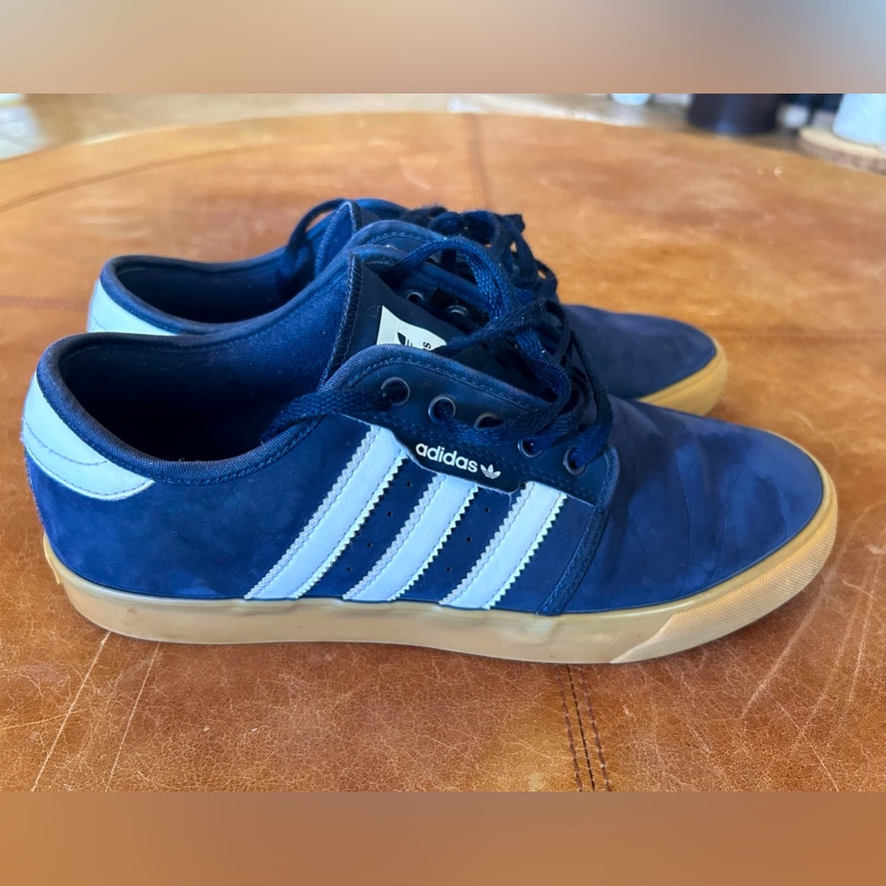 adidas Seeley Sneakers SZ 8 1/2